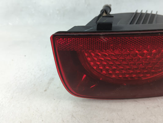 2010-2013 Chevrolet Camaro Tail Light Assembly Passenger Right OEM P/N:320368 320364, PC50040 Fits Fits 2010 2011 2012 2013 OEM Used Auto Parts