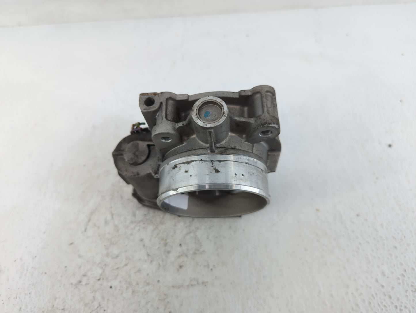 2010-2011 Chevrolet Camaro Throttle Body P/N:1759AA 994AA Fits Fits 2007 2008 2009 2010 2011 2012 OEM Used Auto Parts - Oemu