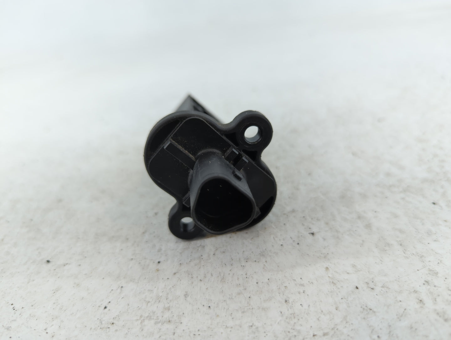 2010-2011 Chevrolet Camaro Mass Air Flow Meter Maf - Oemusedautoparts1.com