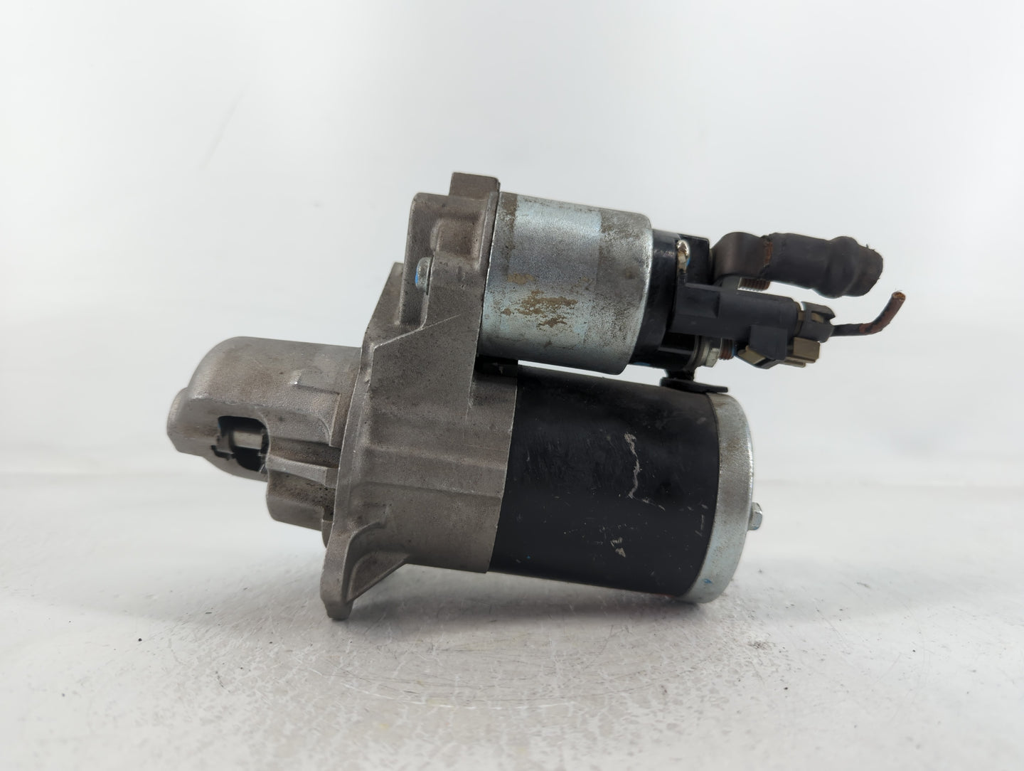 2010-2015 Chevrolet Camaro Car Starter Motor Solenoid OEM P/N:22204313 Fits Fits 2008 2009 2010 2011 2012 2013 2014 2015 OEM