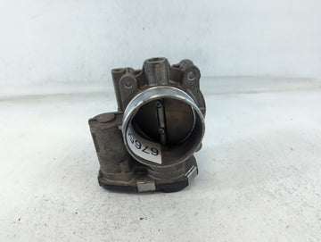 2010-2011 Chevrolet Camaro Throttle Body P/N:1759AA 994AA Fits Fits 2007 2008 2009 2010 2011 2012 OEM Used Auto Parts - Oemu