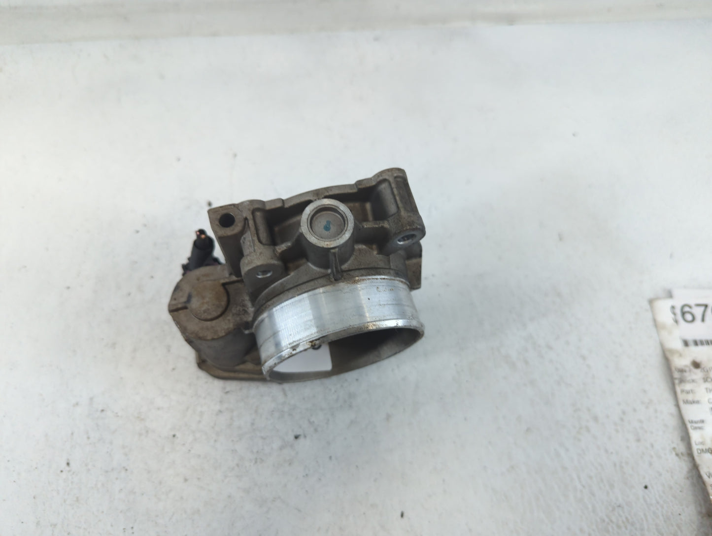 2010-2011 Chevrolet Camaro Throttle Body P/N:1759AA 994AA Fits Fits 2007 2008 2009 2010 2011 2012 OEM Used Auto Parts - Oemu