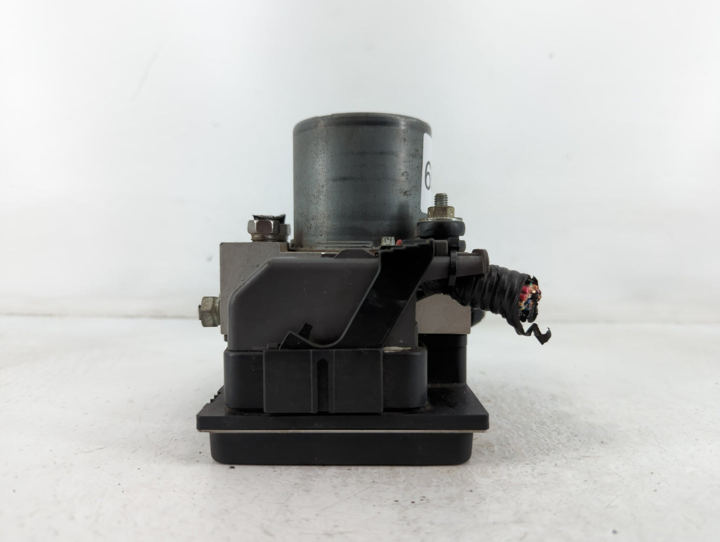 2010-2011 Chevrolet Camaro ABS Pump Control Module Replacement P/N:92246443 0 265 230 336 05 Fits Fits 2010 2011 OEM Used Au