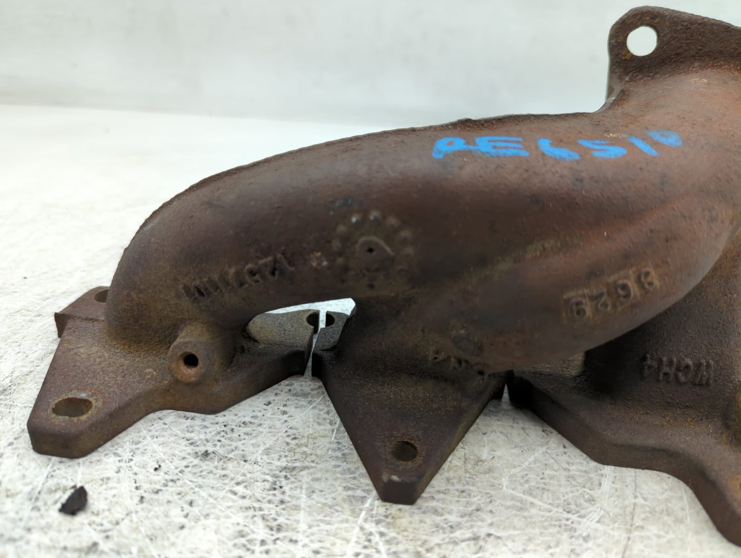2010 Chevrolet Camaro Turbocharger Exhaust Manifold With Turbo Charger - Oemusedautoparts1.com