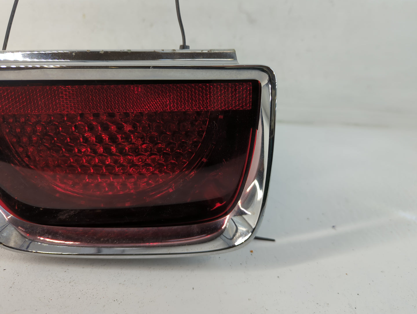 2010-2013 Chevrolet Camaro Tail Light Assembly Driver Left OEM P/N:320367 BLK Fits Fits 2010 2011 2012 2013 OEM Used Auto Pa