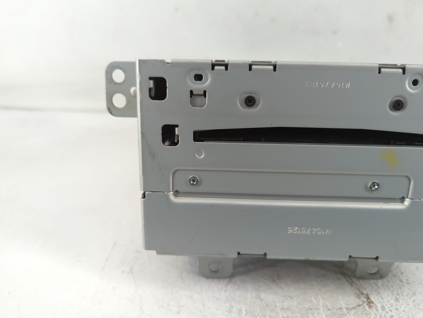 2010 Chevrolet Camaro Radio AM FM Cd Player Receiver Replacement P/N:20907419 Fits Fits 2011 OEM Used Auto Parts - Oemusedau
