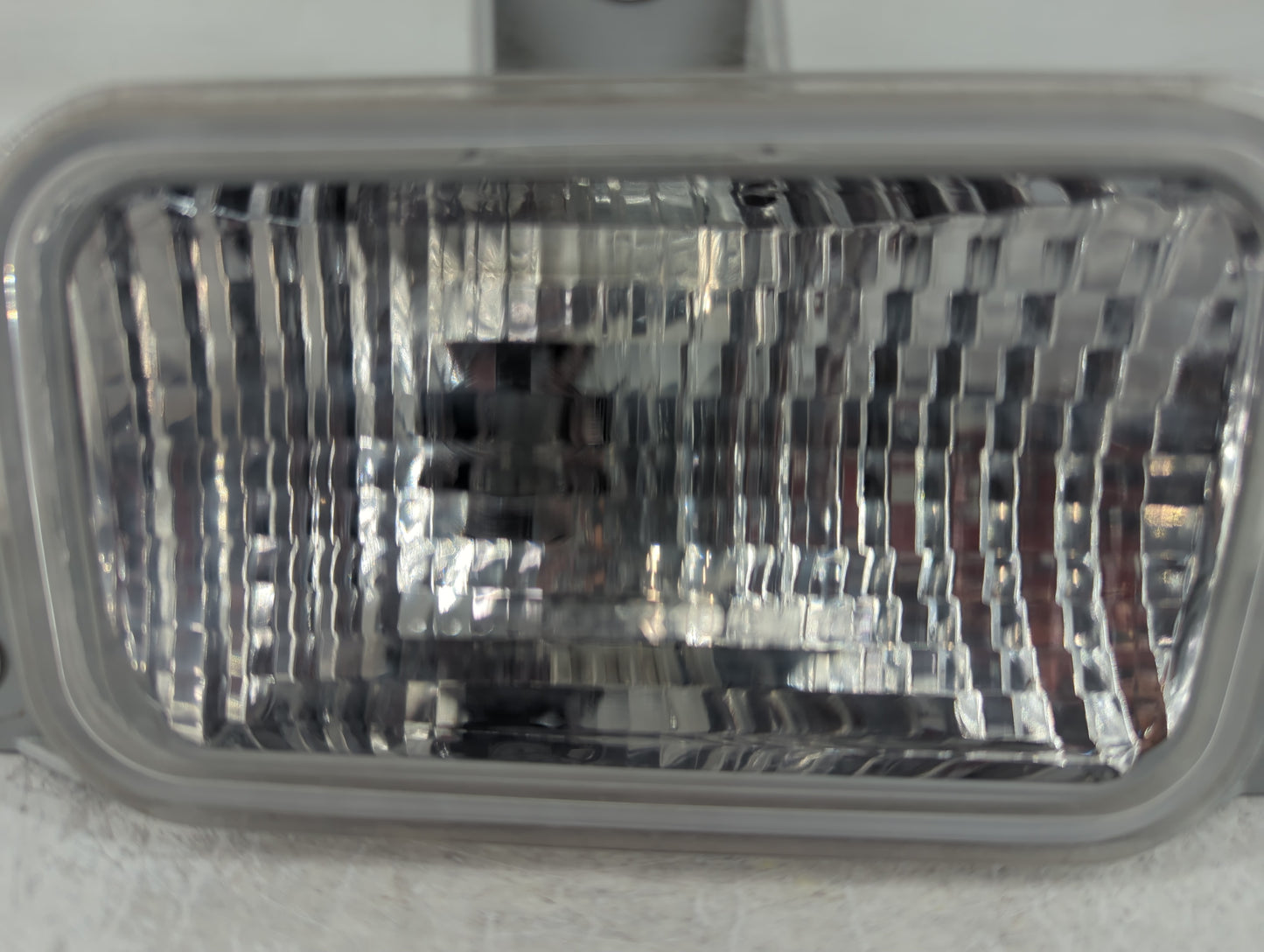 2010-2013 Chevrolet Camaro Passenger Right Oem Front Light Lamp - Oemusedautoparts1.com
