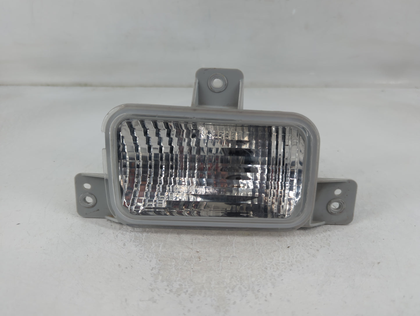 2010-2015 Chevrolet Camaro Passenger Right Oem Front Light Lamp - Oemusedautoparts1.com