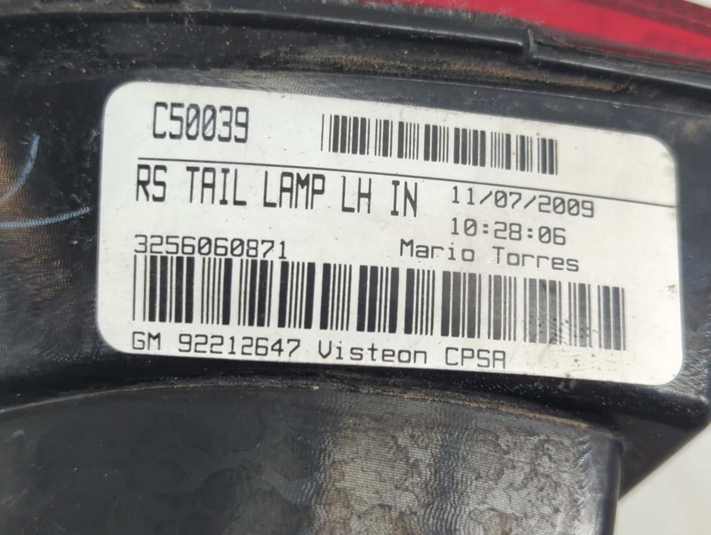 2010-2013 Chevrolet Camaro Tail Light Assembly Passenger Right OEM P/N:92212647 Fits Fits 2010 2011 2012 2013 OEM Used Auto 