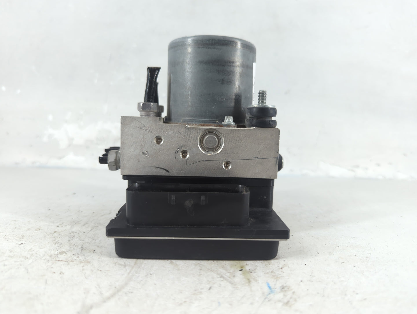 2010-2011 Chevrolet Camaro ABS Pump Control Module Replacement P/N:92246443 0 265 230 336 05 Fits Fits 2010 2011 OEM Used Au