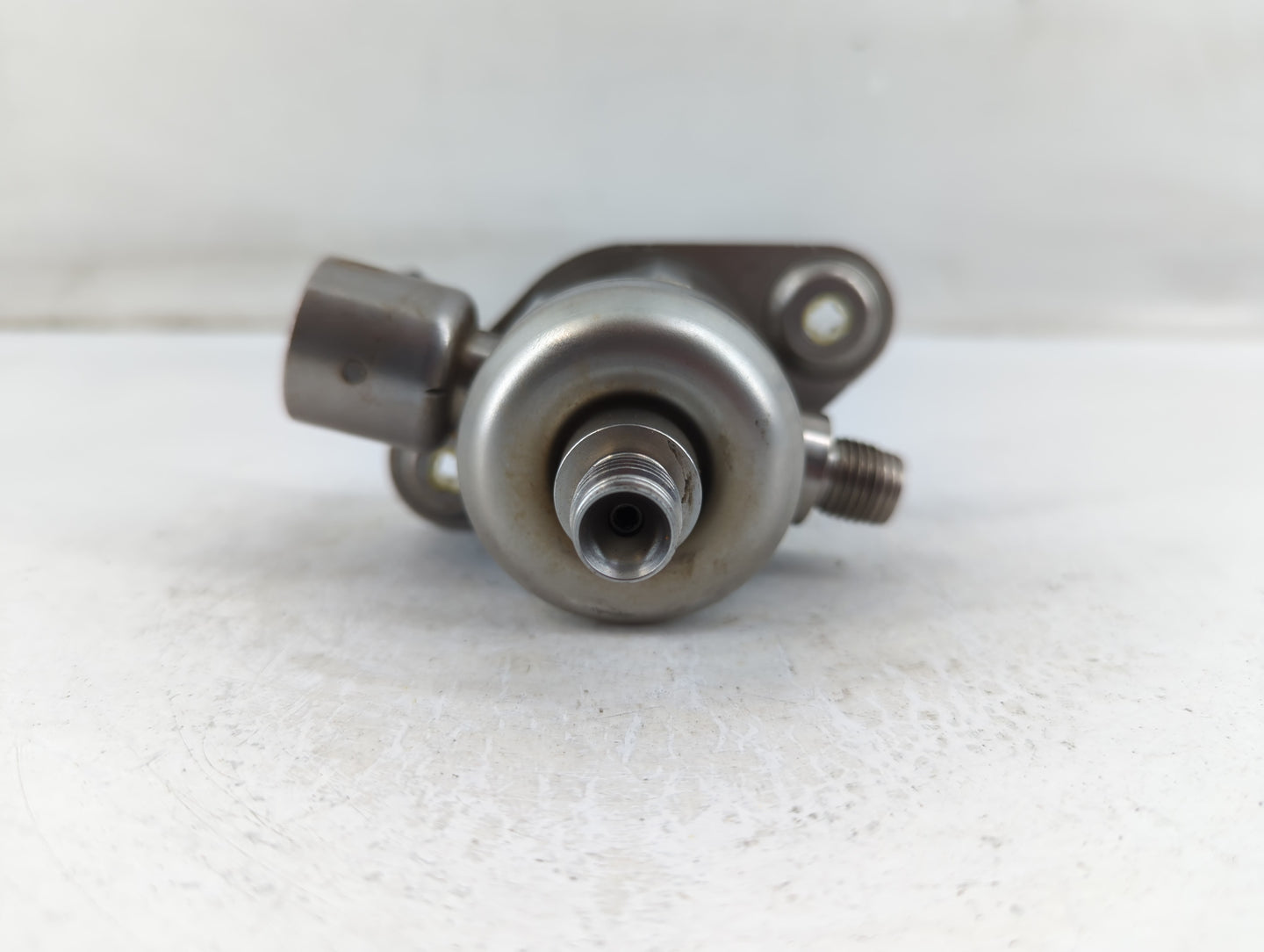 2010-2011 Chevrolet Camaro Electrical Gas Fuel Pump Assembly - Oemusedautoparts1.com
