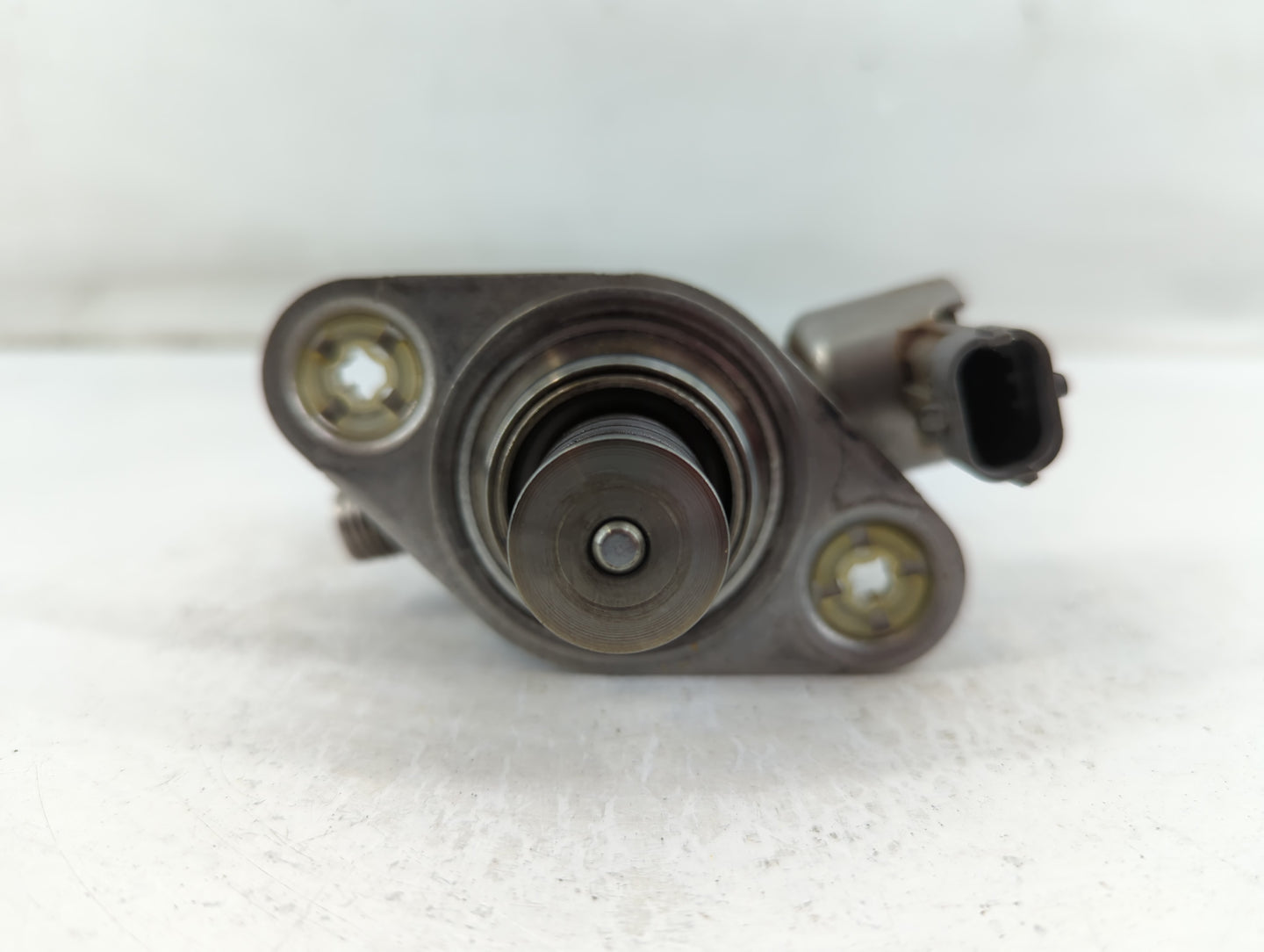 2010-2011 Chevrolet Camaro Electrical Gas Fuel Pump Assembly - Oemusedautoparts1.com