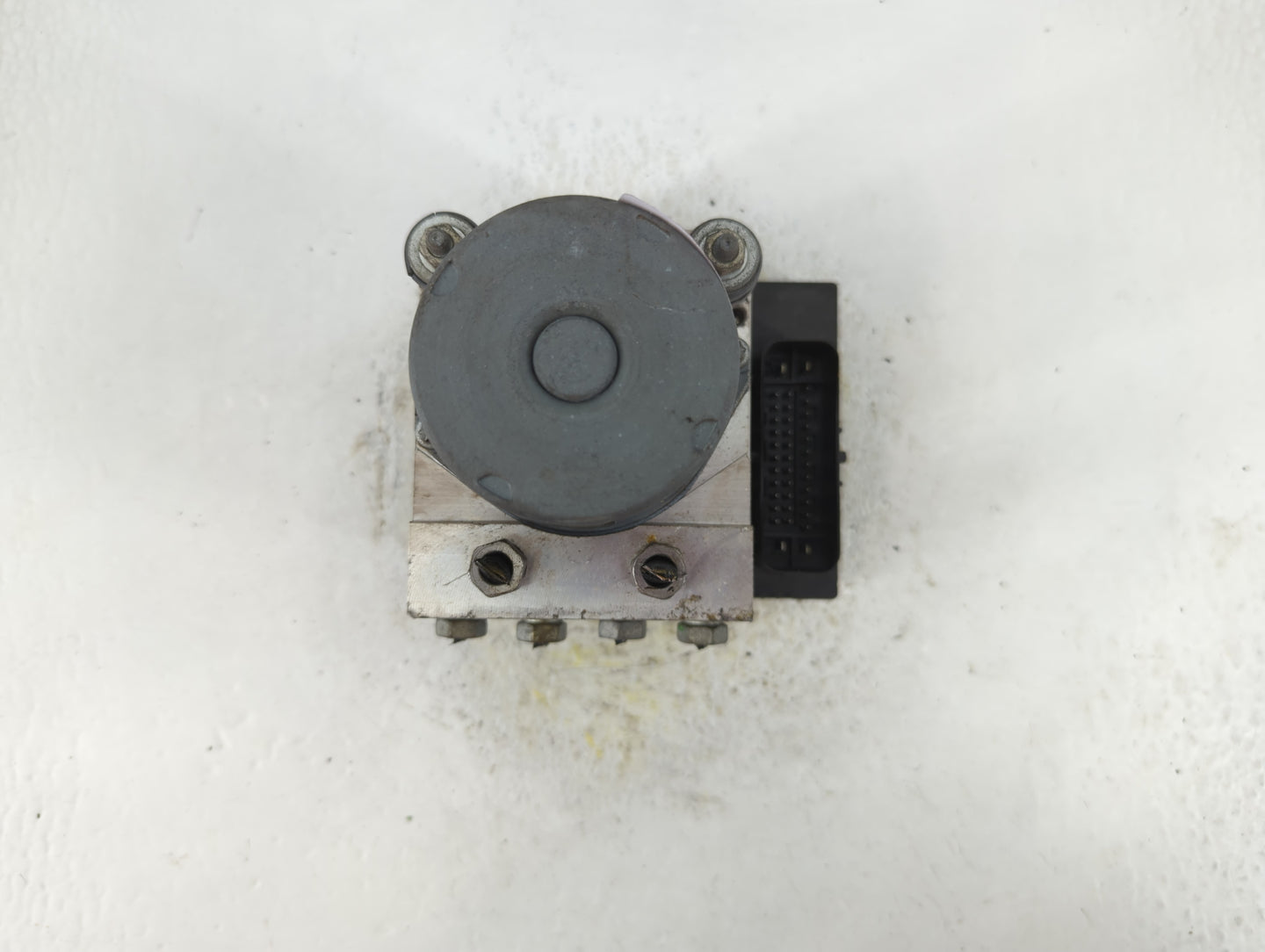 2010-2011 Chevrolet Camaro ABS Pump Control Module Replacement P/N:92246443 0 265 230 336 05 Fits Fits 2010 2011 OEM Used Au