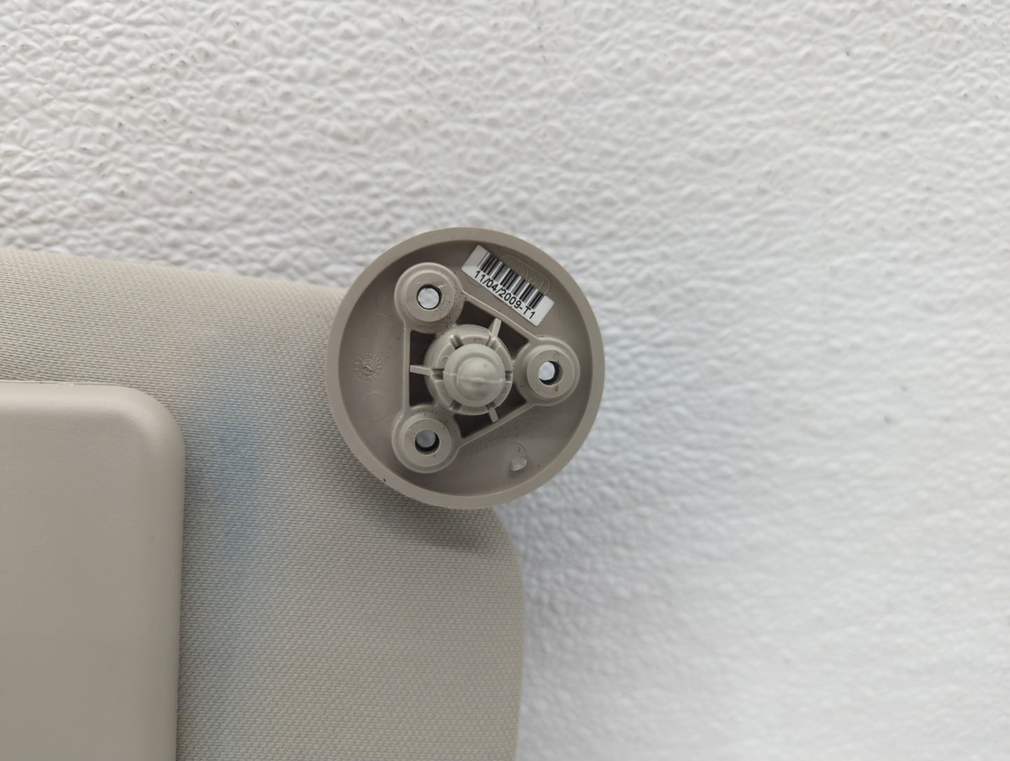 2010 Chevrolet Cobalt Sun Visor Shade Replacement Passenger Right Mirror Fits Fits 2005 2006 2007 2008 2009 OEM Used Auto Pa