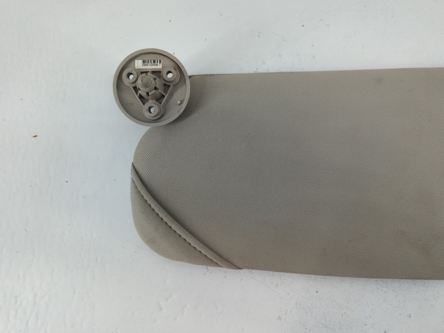 2005-2010 Chevrolet Cobalt Sun Visor Shade Replacement Driver Left Mirror Fits Fits 2005 2006 2007 2008 2009 2010 OEM Used A