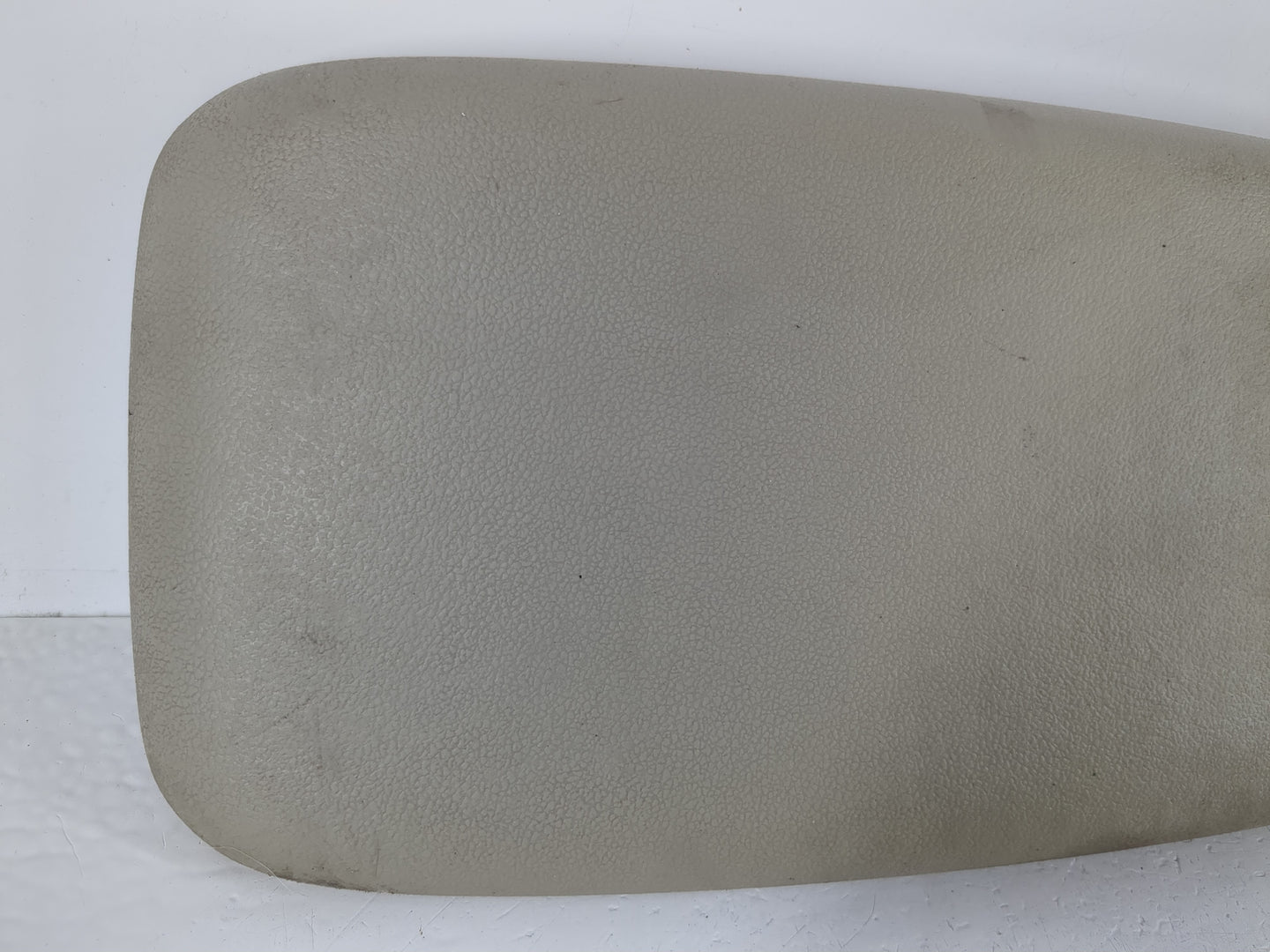 2005-2010 Chevrolet Cobalt Center Console Armrest Cover Lid Fits Fits 2005 2006 2007 2008 2009 2010 OEM Used Auto Parts - Oe