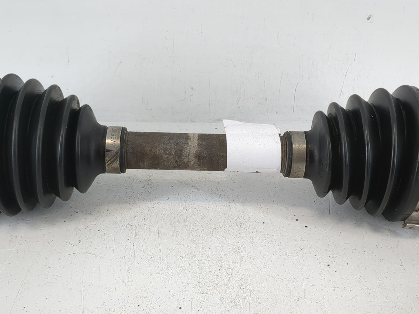 2005-2010 Chevrolet Cobalt Axle Shaft Front Driver Cv C/v - Oemusedautoparts1.com
