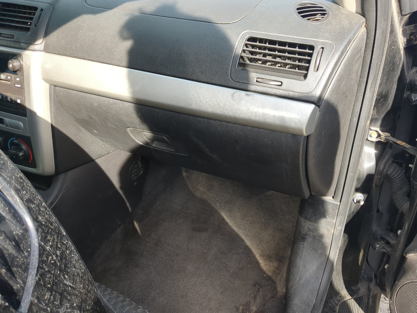 2010 Chevrolet Cobalt Passenger Glove Box Door Storage Compartment - Oemusedautoparts1.com