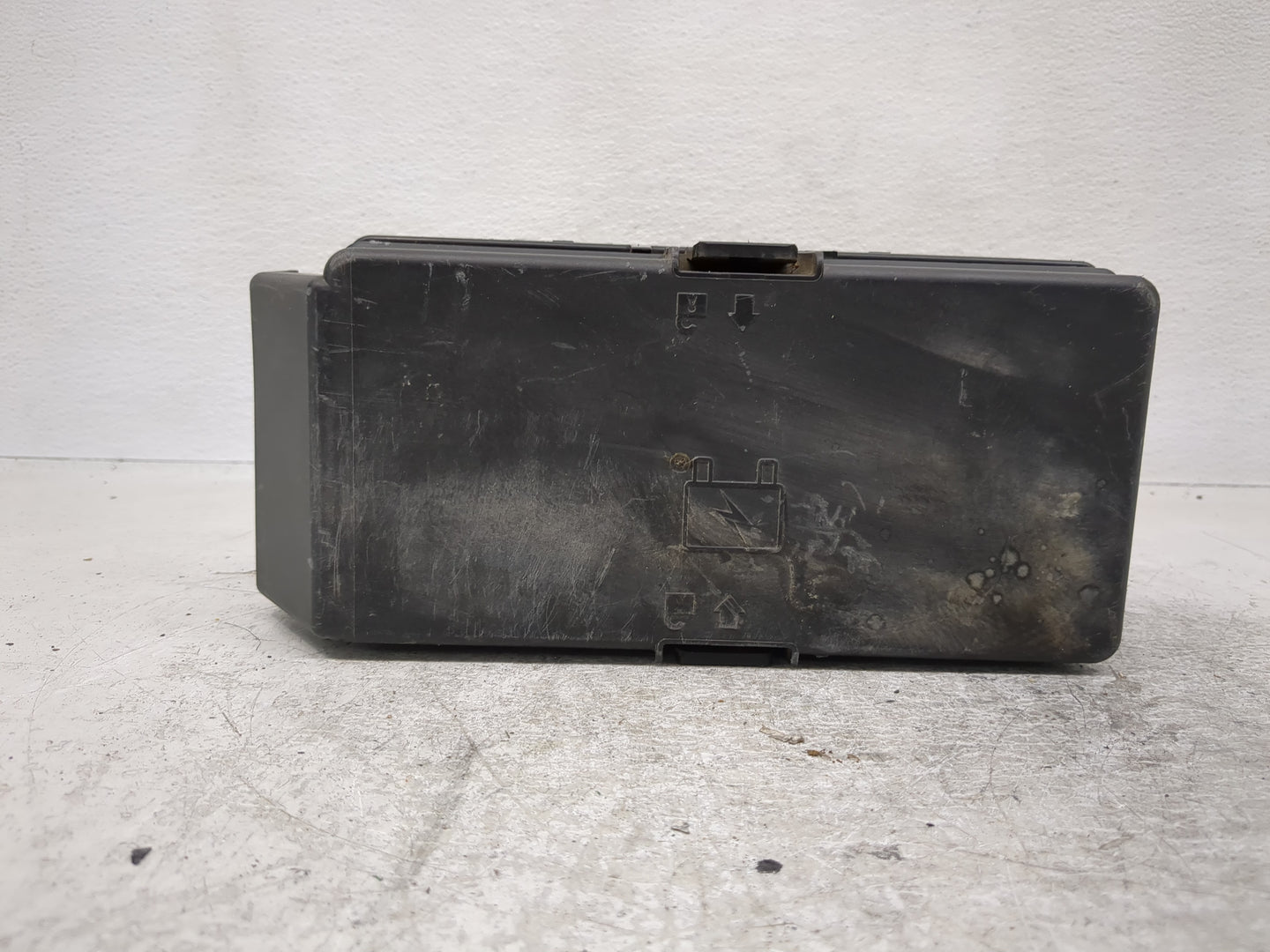 2008-2010 Chevrolet Cobalt Fusebox Fuse Box Panel Relay Module Fits Fits 2008 2009 2010 OEM Used Auto Parts - Oemusedautopar