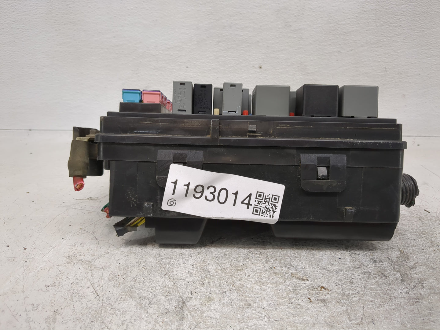 2008-2010 Chevrolet Cobalt Fusebox Fuse Box Panel Relay Module Fits Fits 2008 2009 2010 OEM Used Auto Parts - Oemusedautopar