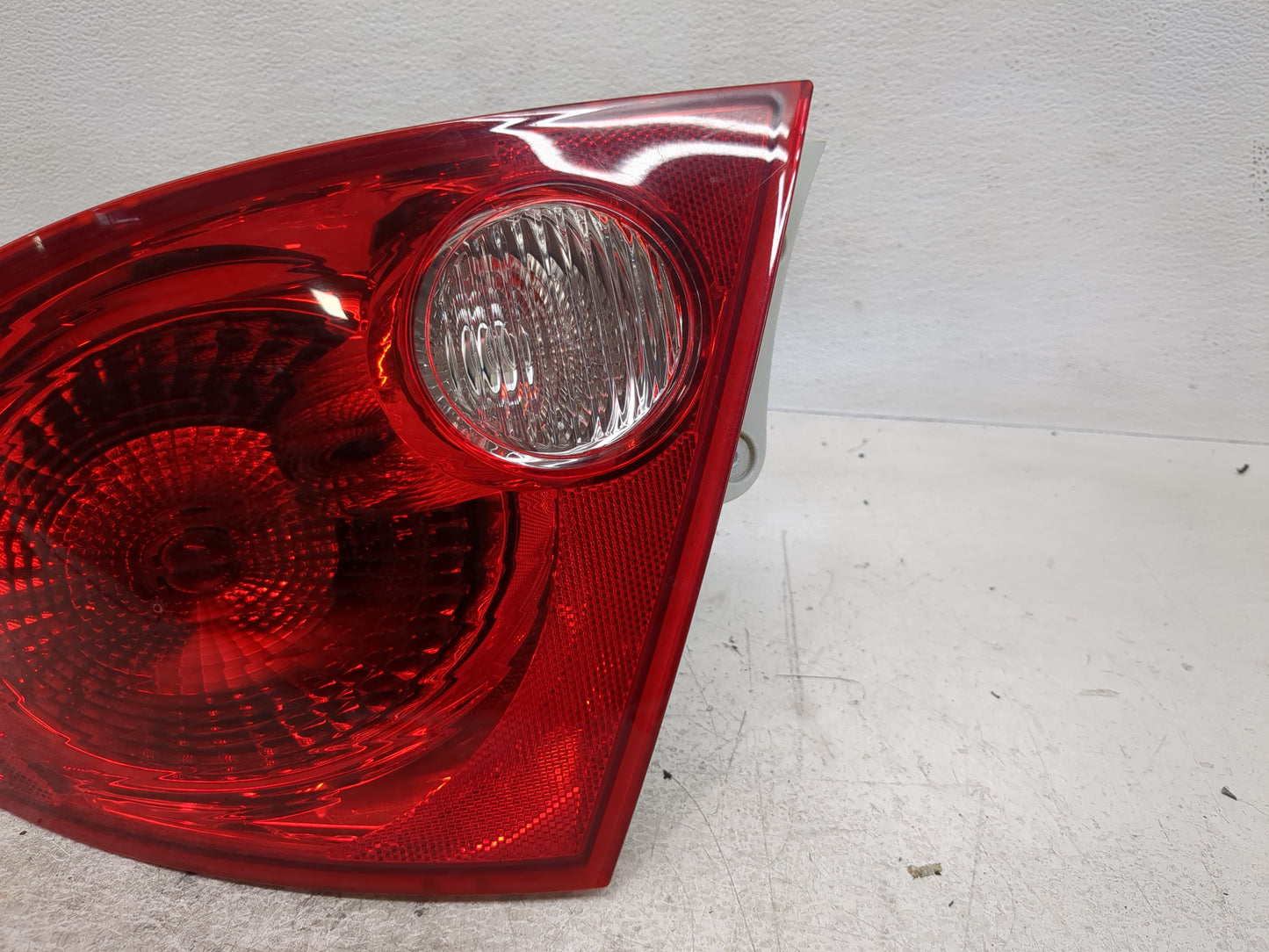 2005-2010 Chevrolet Cobalt Tail Light Assembly Passenger Right OEM Fits Fits 2005 2006 2007 2008 2009 2010 OEM Used Auto Par