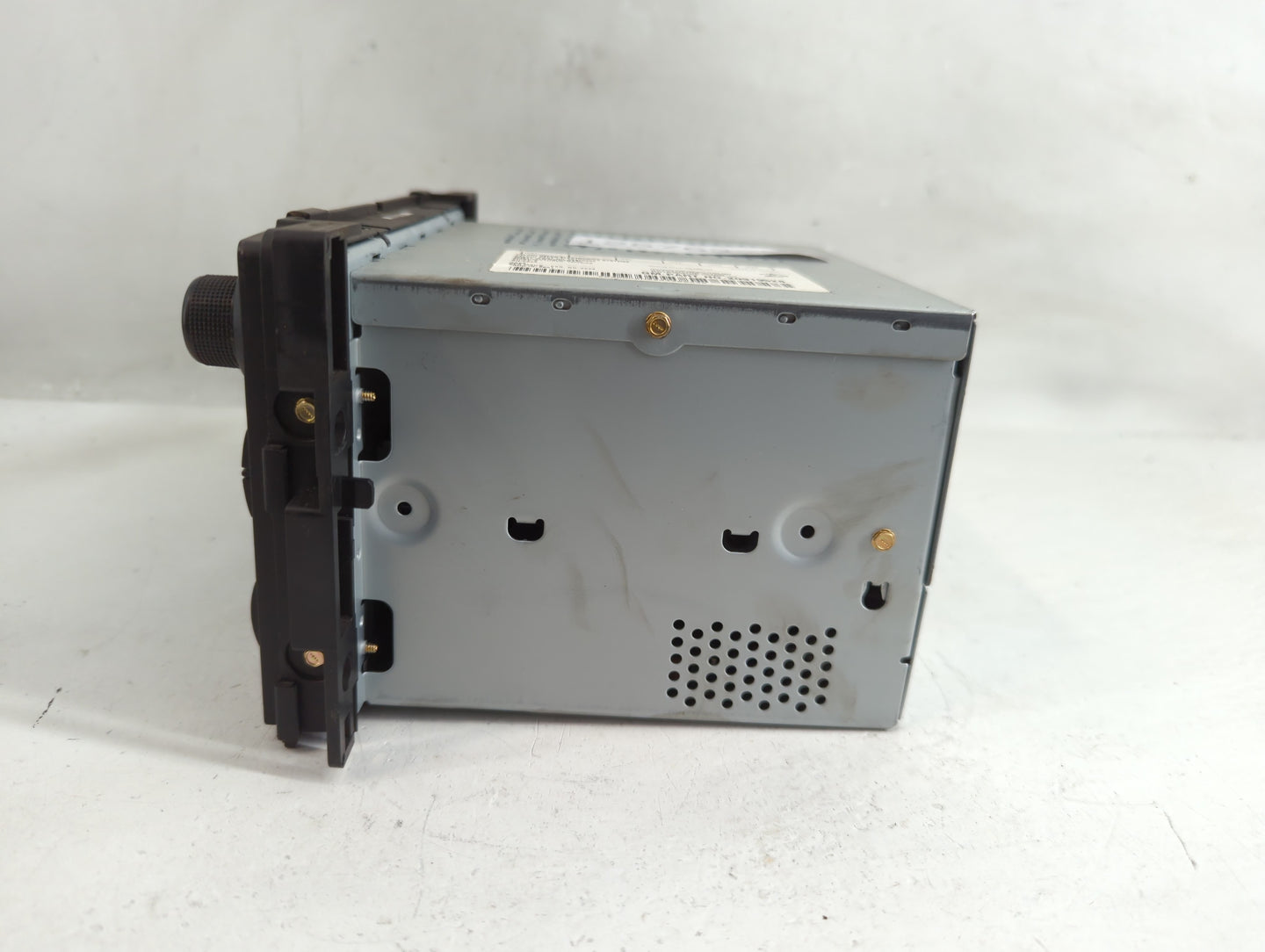 2009-2010 Chevrolet Cobalt Radio AM FM Cd Player Receiver Replacement P/N:20919528 Fits Fits 2009 2010 OEM Used Auto Parts -