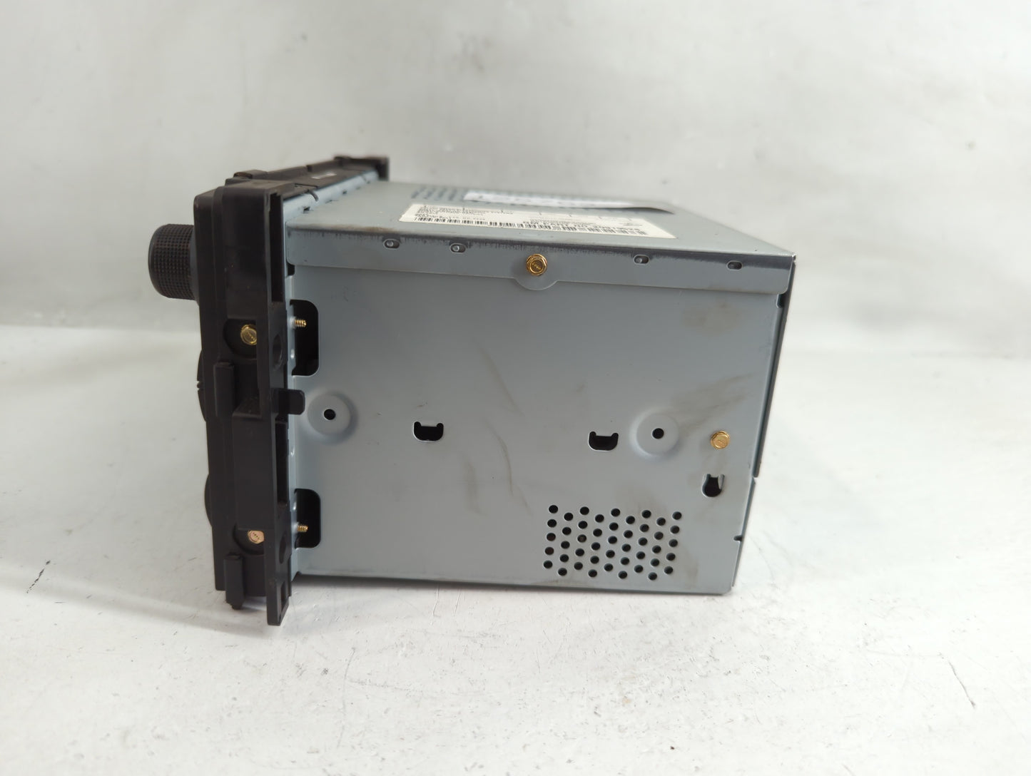 2009-2010 Chevrolet Cobalt Radio AM FM Cd Player Receiver Replacement P/N:20919528 Fits Fits 2009 2010 OEM Used Auto Parts -