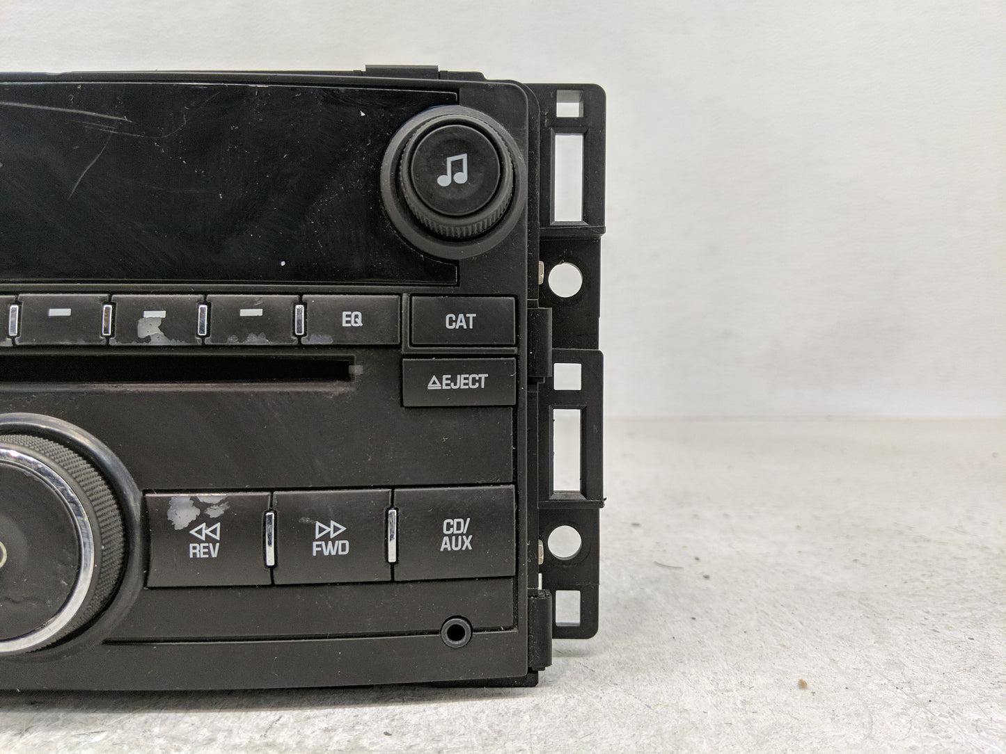 2009-2010 Chevrolet Cobalt Radio AM FM Cd Player Receiver Replacement P/N:25834576 Fits Fits 2009 2010 OEM Used Auto Parts -