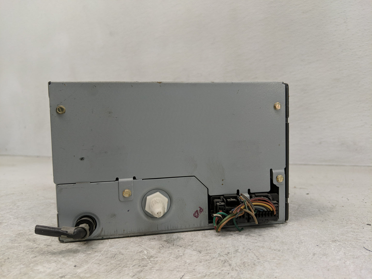2009-2010 Chevrolet Cobalt Radio AM FM Cd Player Receiver Replacement P/N:25834576 Fits Fits 2009 2010 OEM Used Auto Parts -