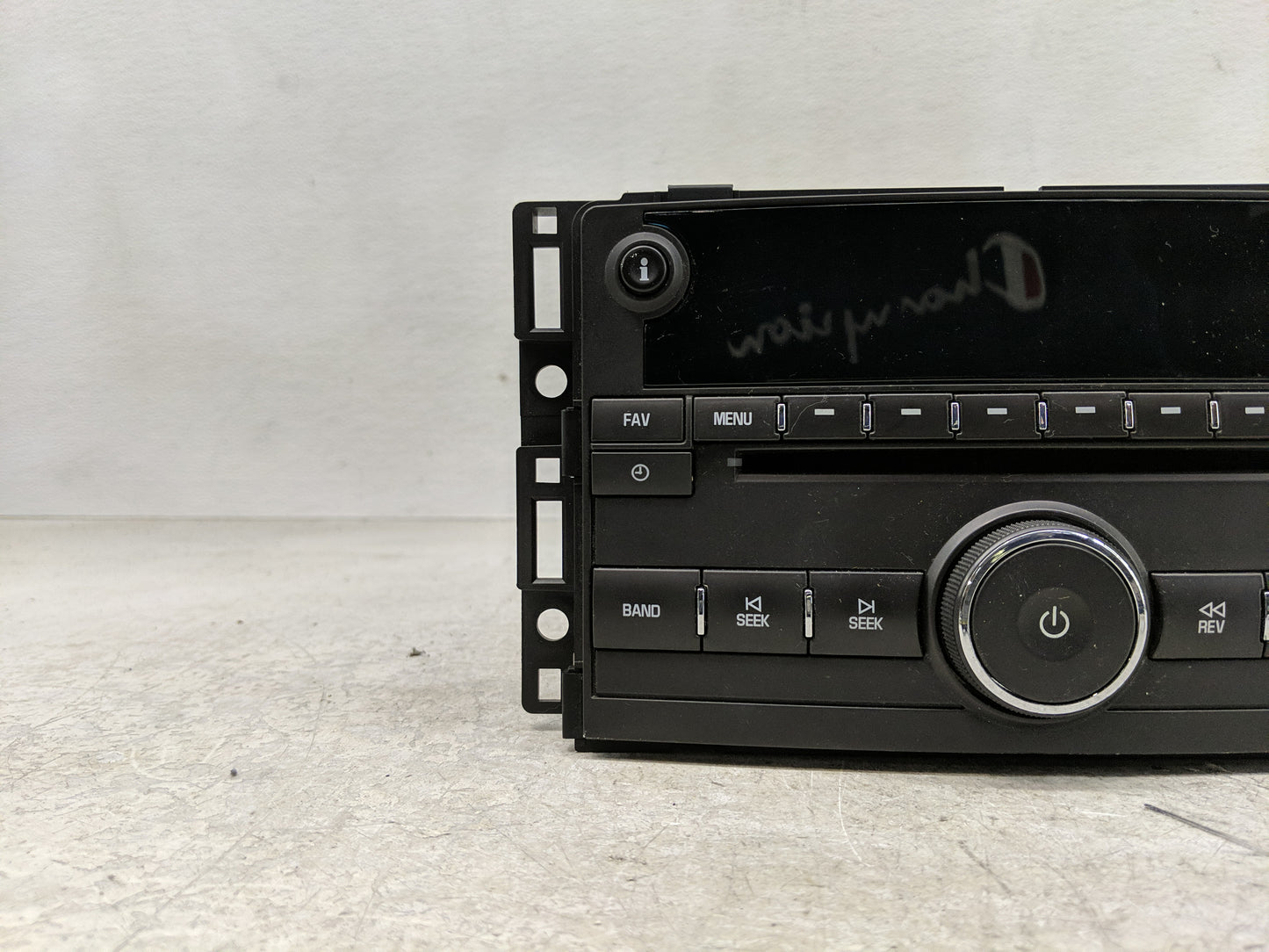 2009-2010 Chevrolet Cobalt Radio AM FM Cd Player Receiver Replacement P/N:20835358 Fits Fits 2009 2010 OEM Used Auto Parts -
