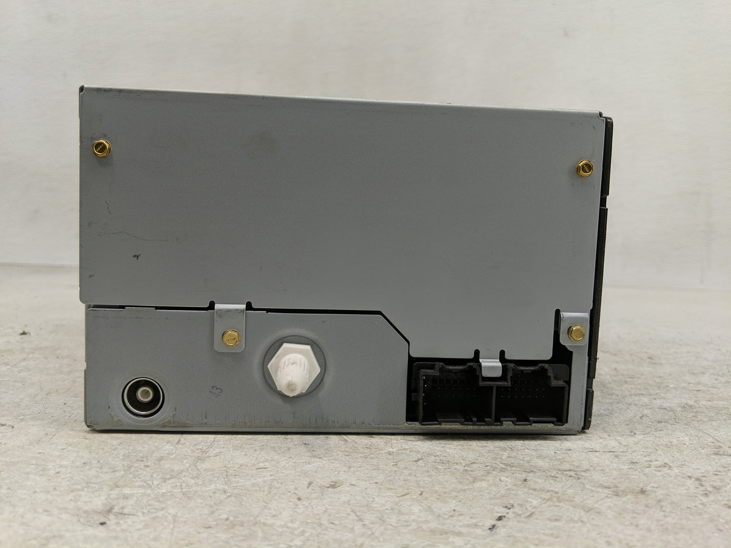 2009-2010 Chevrolet Cobalt Radio AM FM Cd Player Receiver Replacement P/N:20835358 Fits Fits 2009 2010 OEM Used Auto Parts -