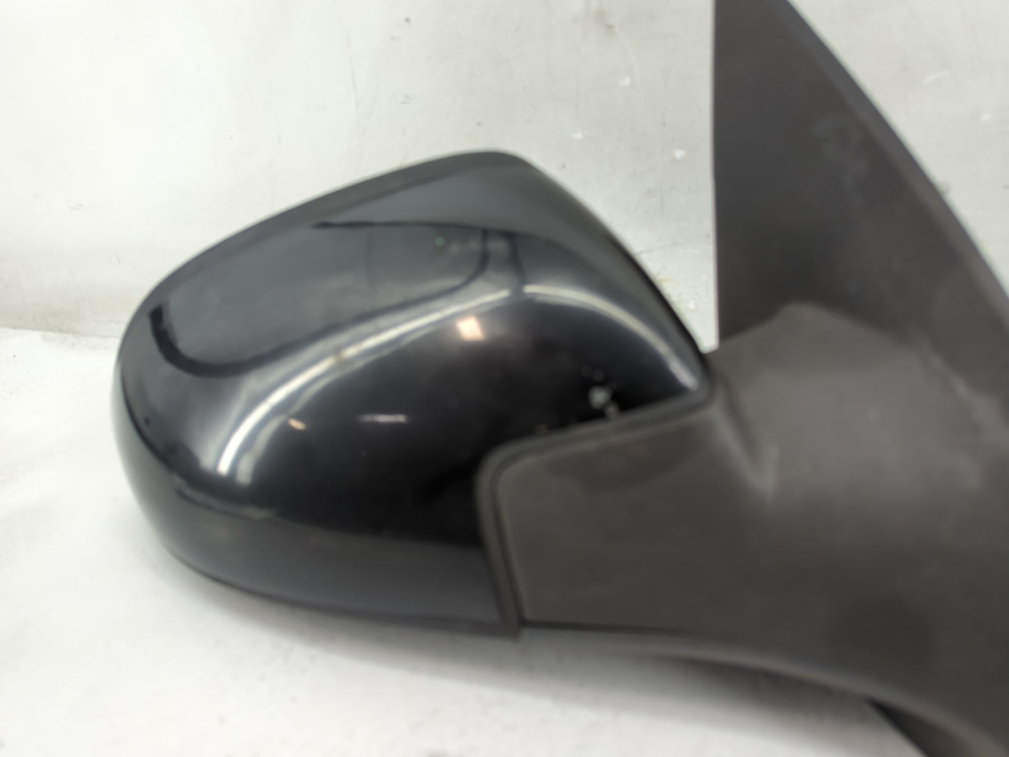 2005-2010 Chevrolet Cobalt Passenger Side View Mirror - Right Door Mirror OEM Used - Oemusedautoparts1.com
