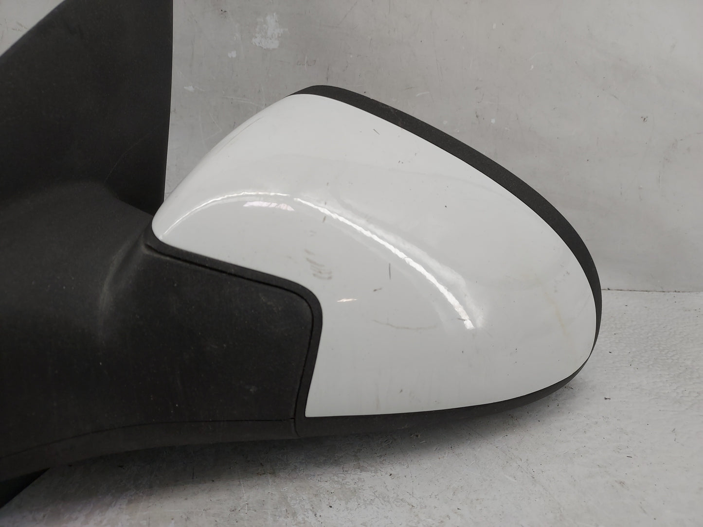 2005-2010 Chevrolet Cobalt Driver Side View Mirror - Left Door Mirror OEM Used - Oemusedautoparts1.com