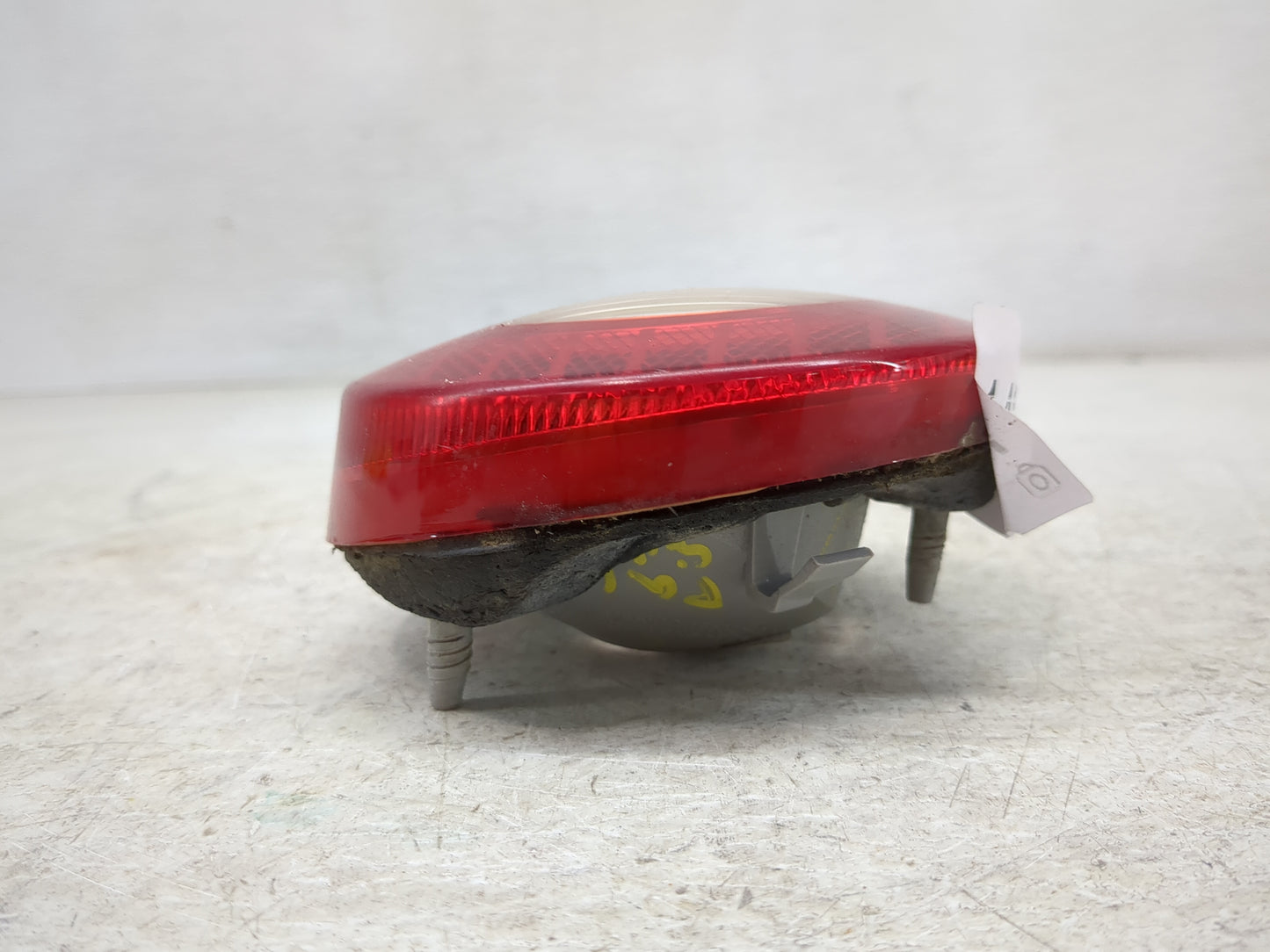 2005-2010 Chevrolet Cobalt Tail Light Assembly Passenger Right OEM P/N:20861472 Fits Fits 2005 2006 2007 2008 2009 2010 OEM 