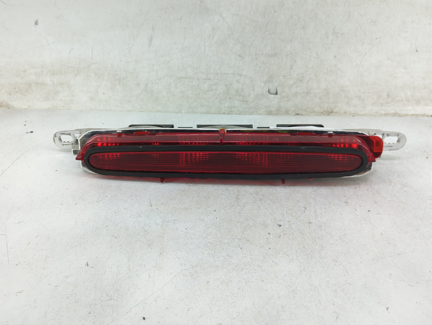 2010 Chevrolet Cobalt Third Brake Light Tail Light P/N:16532415 Fits OEM Used Auto Parts - Oemusedautoparts1.com