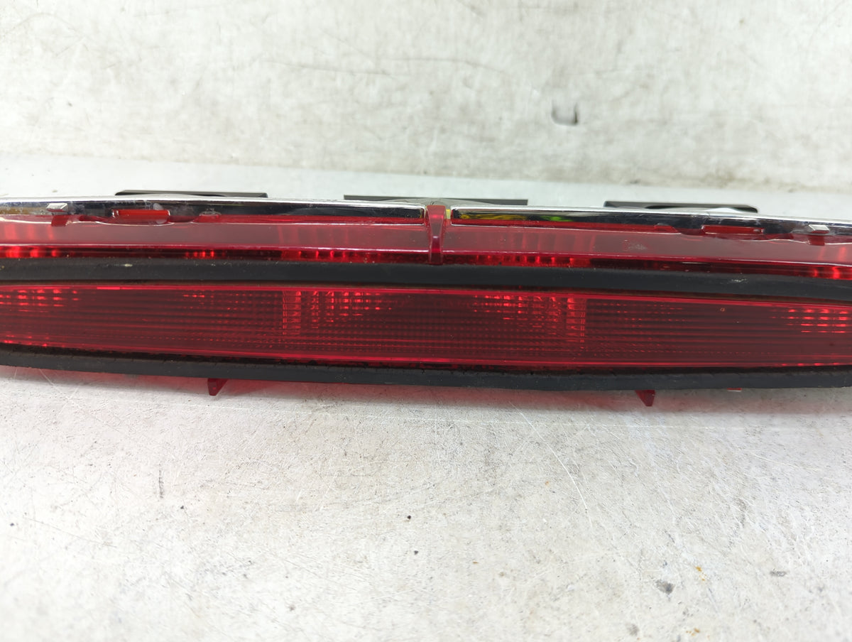 2010 Chevrolet Cobalt Third Brake Light Tail Light P/N:16532415 Fits OEM Used Auto Parts - Oemusedautoparts1.com