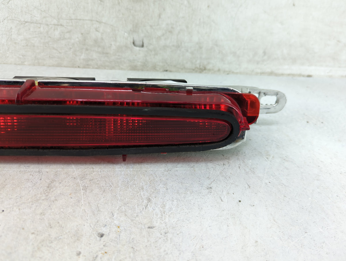 2010 Chevrolet Cobalt Third Brake Light Tail Light P/N:16532415 Fits OEM Used Auto Parts - Oemusedautoparts1.com