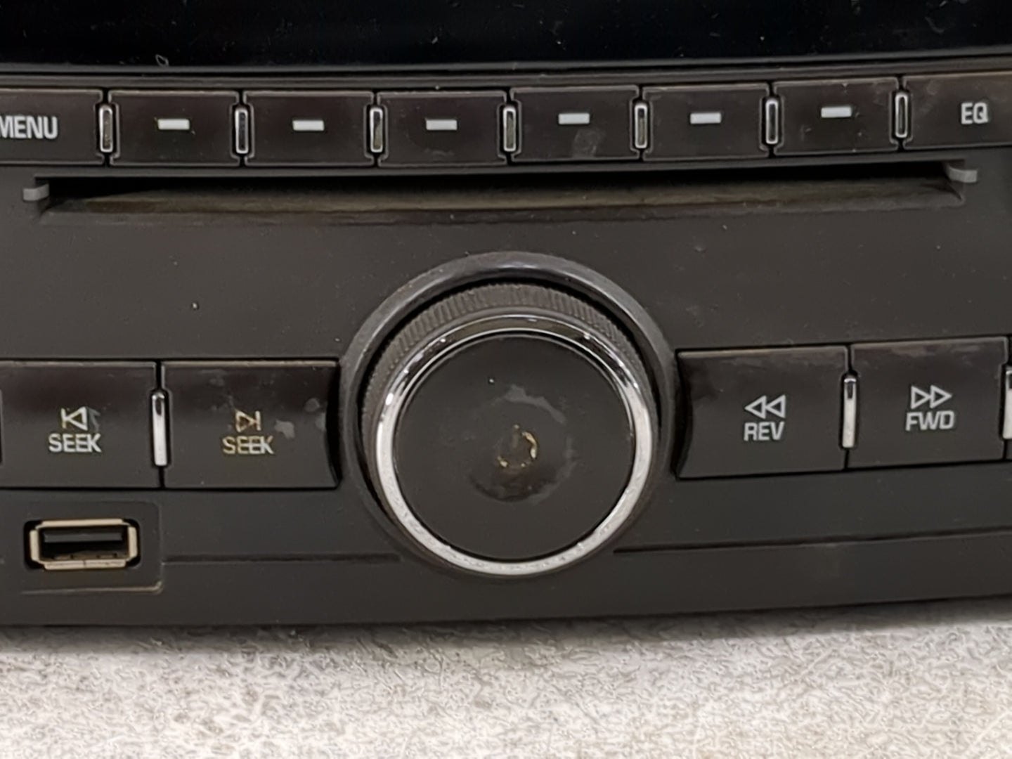 2009-2010 Chevrolet Cobalt Radio AM FM Cd Player Receiver Replacement P/N:20835360 28213766 Fits Fits 2009 2010 OEM Used Aut