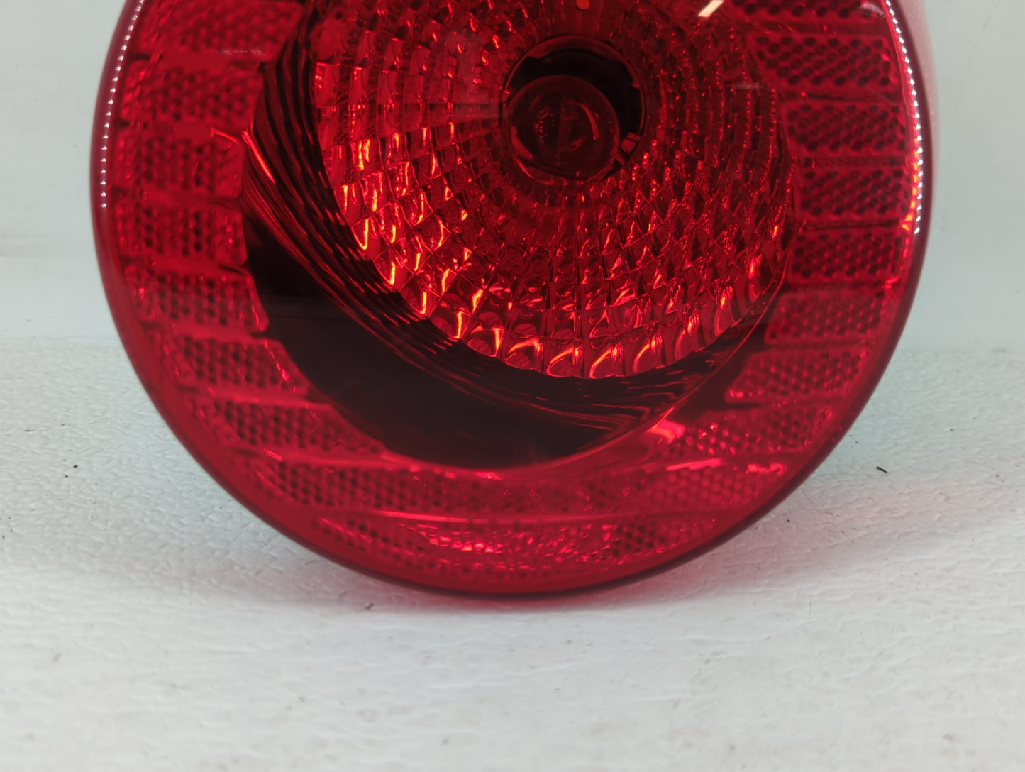 2005-2010 Chevrolet Cobalt Tail Light Assembly Passenger Right OEM P/N:16532532 15797856 Fits Fits 2005 2006 2007 2008 2009 