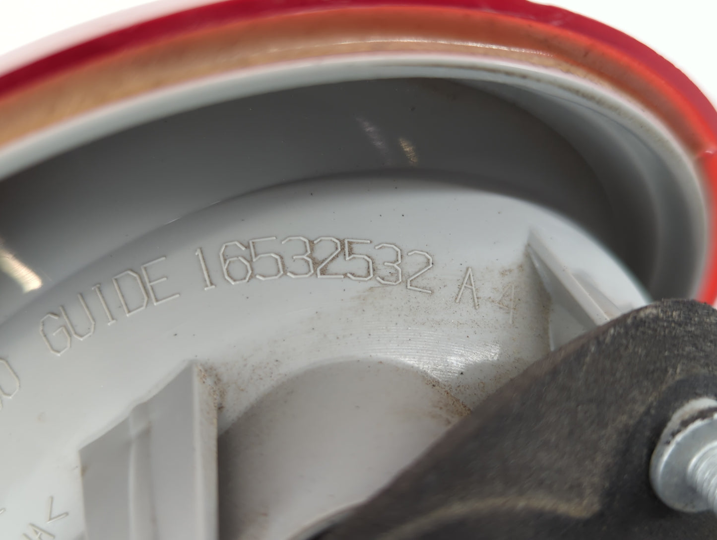 2005-2010 Chevrolet Cobalt Tail Light Assembly Passenger Right OEM P/N:16532532 15797856 Fits Fits 2005 2006 2007 2008 2009 