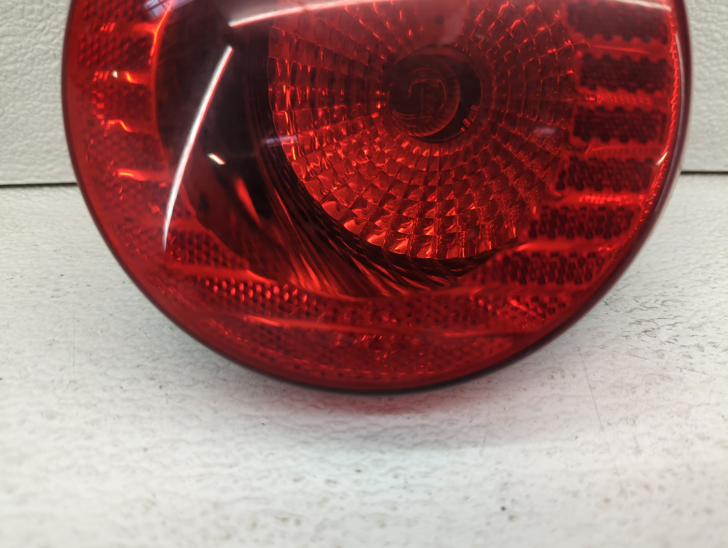 2005-2010 Chevrolet Cobalt Tail Light Assembly Passenger Right OEM Fits Fits 2005 2006 2007 2008 2009 2010 OEM Used Auto Par