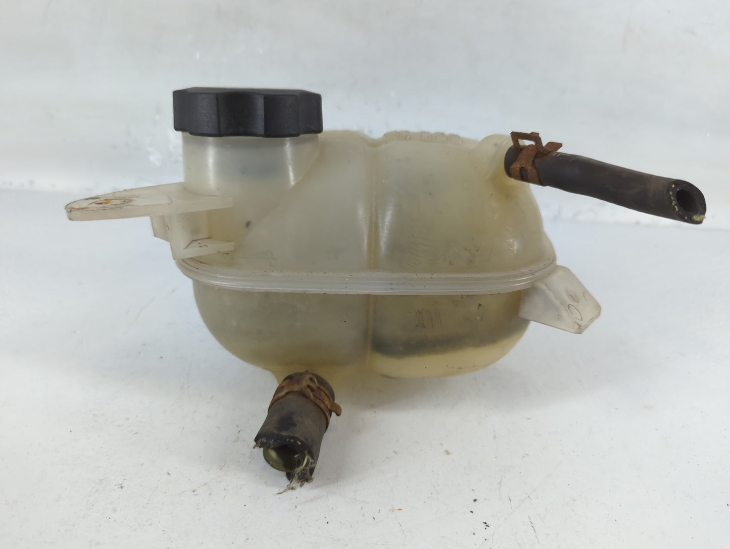 2005-2010 Chevrolet Cobalt Windshield Washer Fluid Reservoir Bottle Oem - Oemusedautoparts1.com