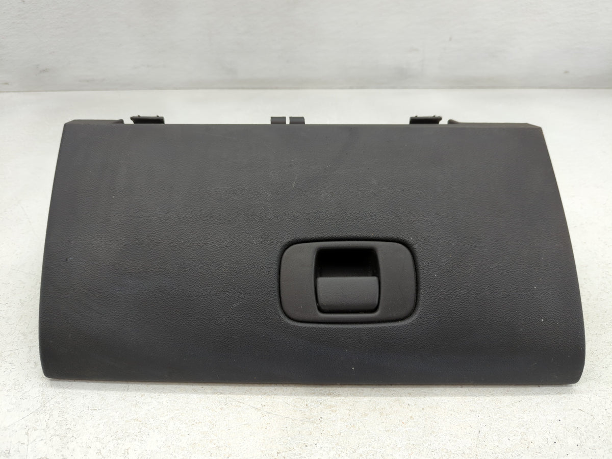 2010 Chevrolet Cobalt Passenger Glove Box Door Storage Compartment 778687 - Oemusedautoparts1.com