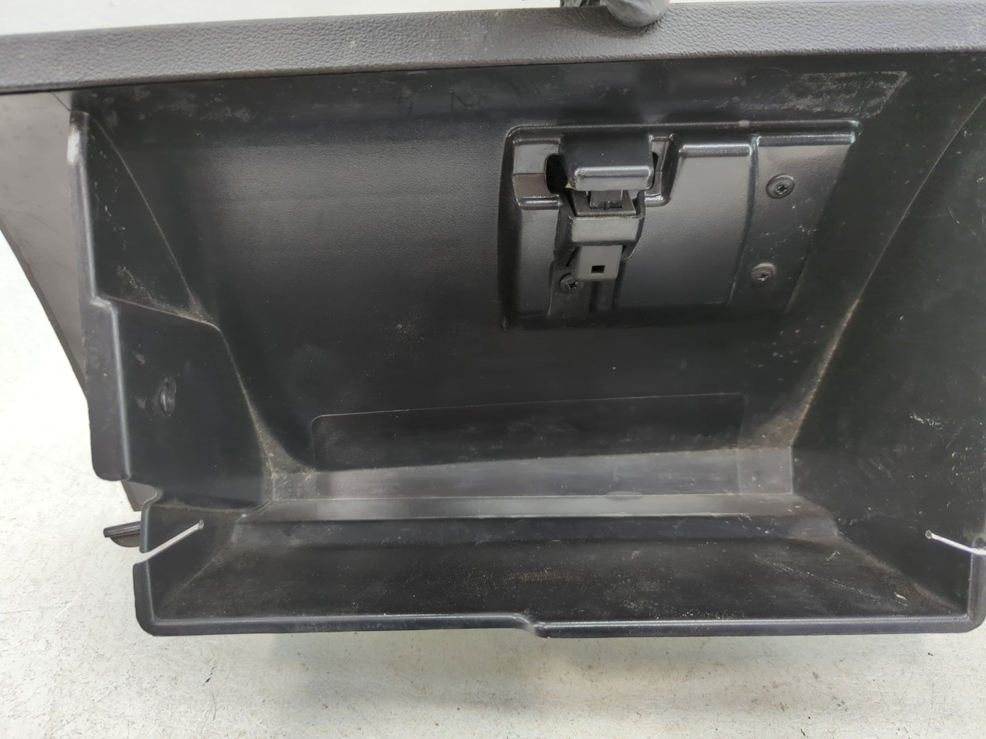2010 Chevrolet Cobalt Passenger Glove Box Door Storage Compartment - Oemusedautoparts1.com