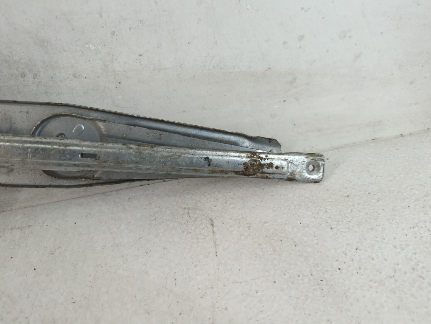 2005-2010 Chevrolet Cobalt Window Regulator Passenger Front - Oemusedautoparts1.com