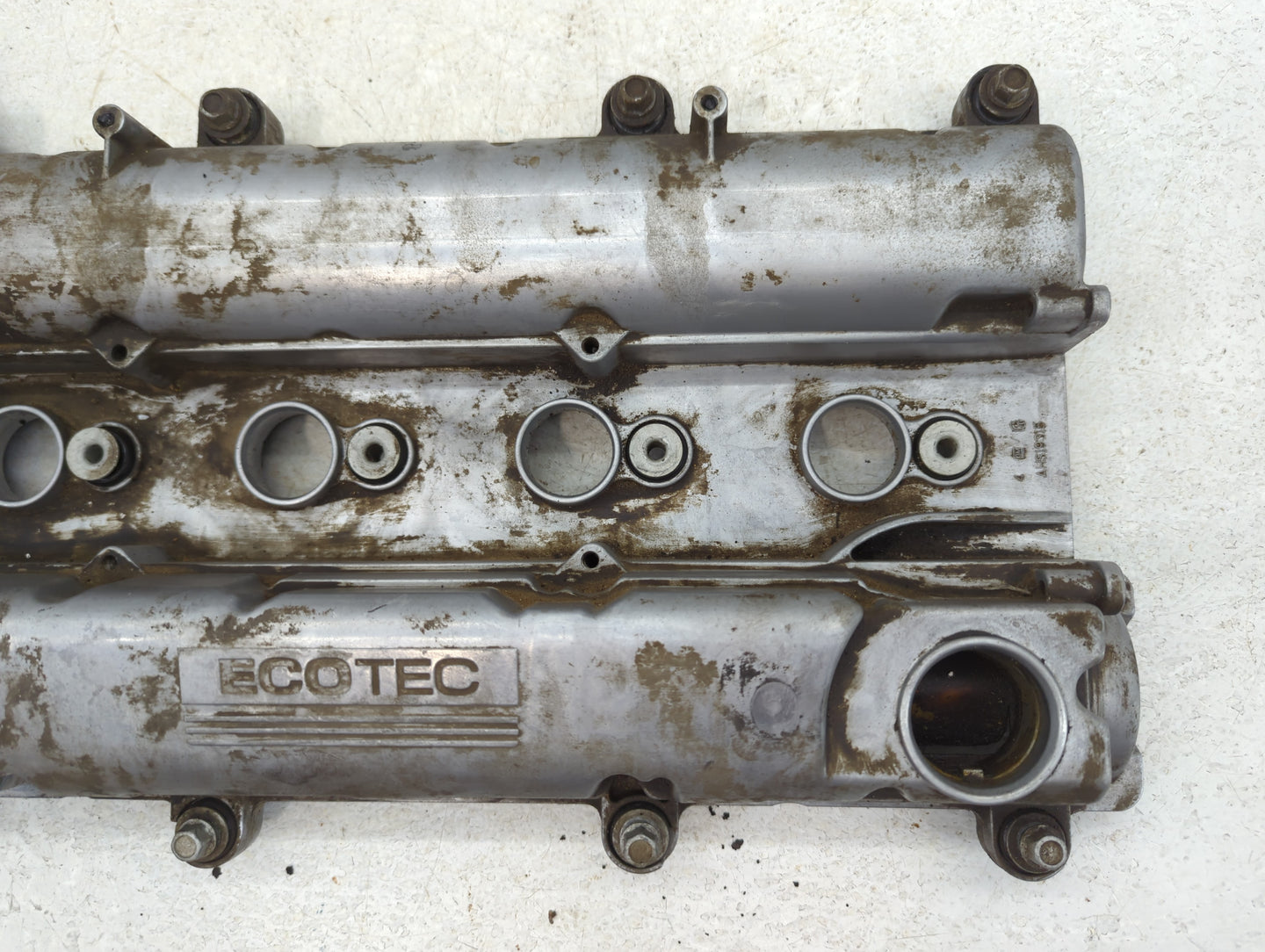 2010 Chevrolet Cobalt Driver Left Cylinder Head Valve Cover Fits OEM Used Auto Parts - Oemusedautoparts1.com