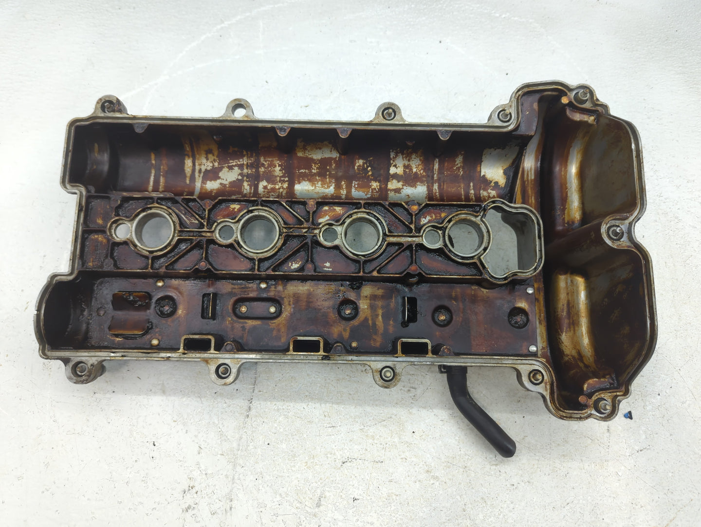 2010 Chevrolet Cobalt Driver Left Cylinder Head Valve Cover Fits OEM Used Auto Parts - Oemusedautoparts1.com