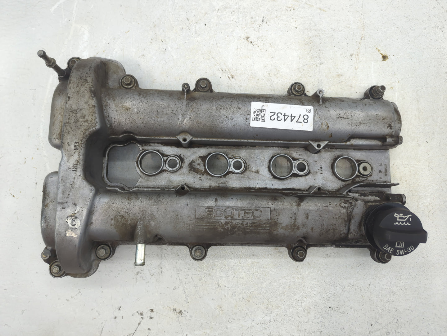 2010 Chevrolet Cobalt Driver Left Cylinder Head Valve Cover Fits OEM Used Auto Parts - Oemusedautoparts1.com