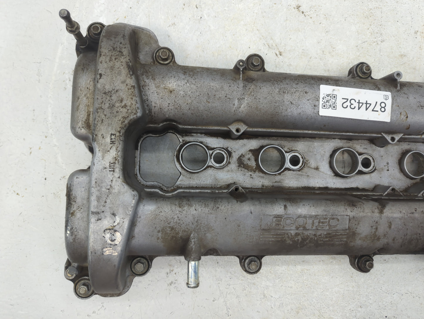 2010 Chevrolet Cobalt Driver Left Cylinder Head Valve Cover Fits OEM Used Auto Parts - Oemusedautoparts1.com