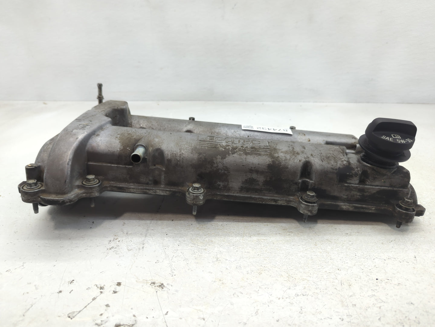 2010 Chevrolet Cobalt Driver Left Cylinder Head Valve Cover Fits OEM Used Auto Parts - Oemusedautoparts1.com